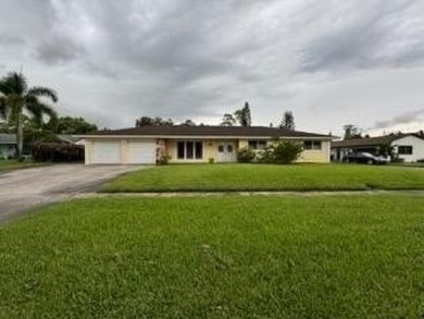 Beach Home For Sale in Lake Worth, Florida