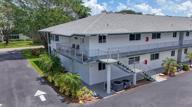 Beach Condo Active Under Contract in Tequesta, Florida