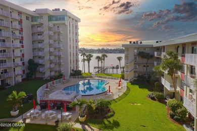 Beach Condo For Sale in Daytona Beach, Florida