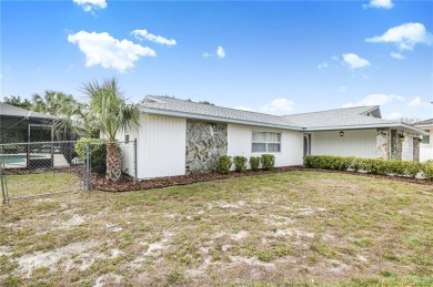 Beach Home For Sale in Crystal River, Florida