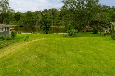 Beach Lot Off Market in Benton Harbor, Michigan