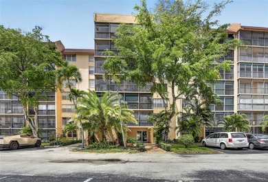 Beach Condo For Sale in Lauderhill, Florida