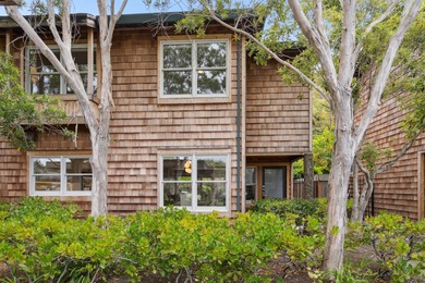 Beach Condo For Sale in Alameda, California