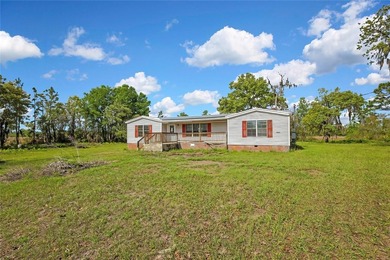 Beach Home For Sale in Crystal River, Florida