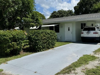 Beach Home For Sale in Vero Beach, Florida