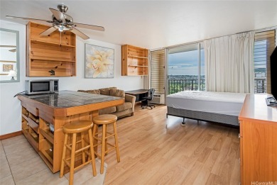 Beach Condo For Sale in Honolulu, Hawaii