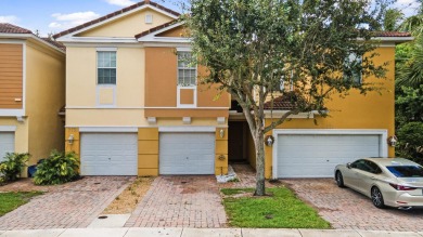 Beach Townhome/Townhouse For Sale in West Palm Beach, Florida