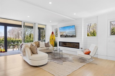 Beach Home For Sale in Sag Harbor, New York