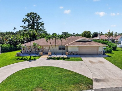 Beach Home For Sale in Boynton Beach, Florida