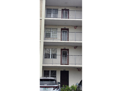 Beach Condo For Sale in Lauderdale Lakes, Florida