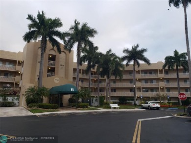 Beach Condo For Sale in Tamarac, Florida