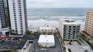 Beach Condo For Sale in Daytona Beach Shores, Florida