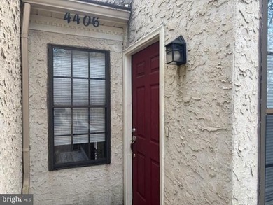 Beach Townhome/Townhouse For Sale in Mays Landing, New Jersey