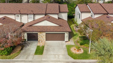 Beach Townhome/Townhouse For Sale in Daytona Beach, Florida