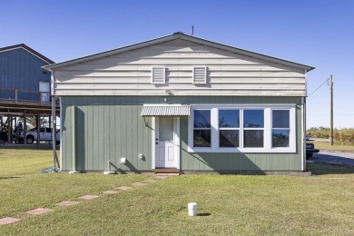 Beach Home For Sale in Theriot, Louisiana