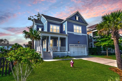 Beach Home For Sale in Mount Pleasant, South Carolina