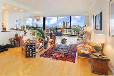 Beach Condo For Sale in Honolulu, Hawaii