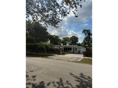 Beach Home For Sale in Fort Lauderdale, Florida