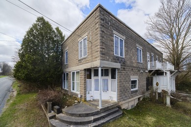 Beach Home Active Under Contract in Manistee, Michigan