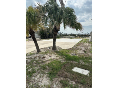 Beach Lot For Sale in Fort Myers Beach, Florida