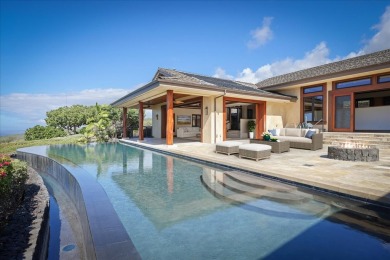 Beach Home Active Under Contract in Kealakekua, Hawaii
