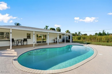 Beach Home For Sale in Fort Myers, Florida