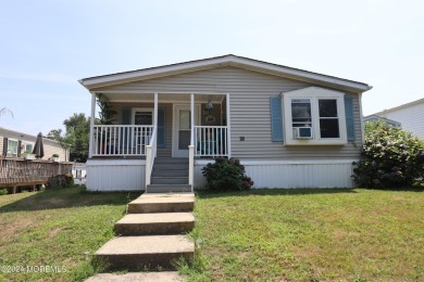 Beach Home Sale Pending in Wall, New Jersey