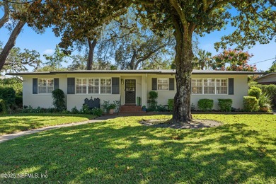 Beach Home Active Under Contract in Jacksonville, Florida