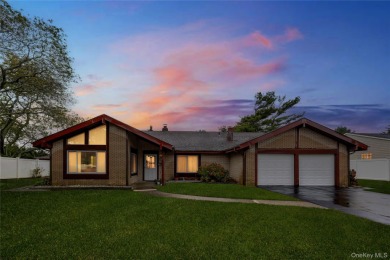 Beach Home Sale Pending in Massapequa Park, New York