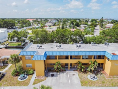 Beach Condo For Sale in Dunedin, Florida