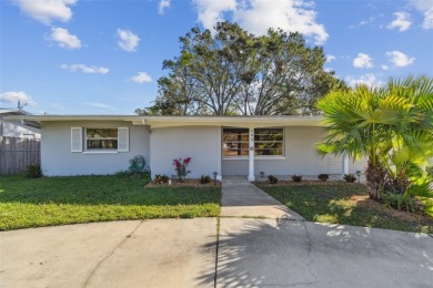 Beach Home Sale Pending in Largo, Florida