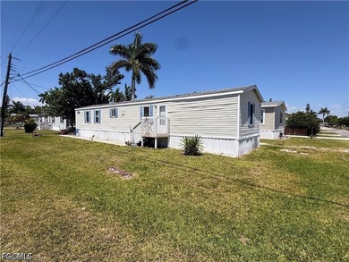 Beach Home For Sale in Fort Myers, Florida