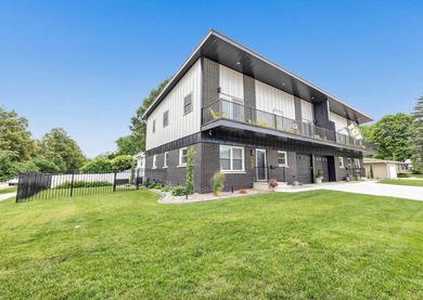 Beach Condo For Sale in Green Bay, Wisconsin