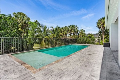 Beach Home For Sale in Fort Myers, Florida