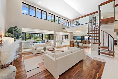 Beach Home For Sale in Palm Beach Gardens, Florida