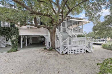 Beach Home For Sale in Murrells Inlet, South Carolina