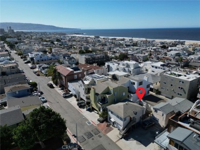 Beach Townhome/Townhouse For Sale in Hermosa Beach, California