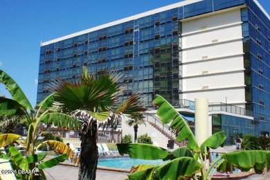 Beach Condo For Sale in Daytona Beach Shores, Florida
