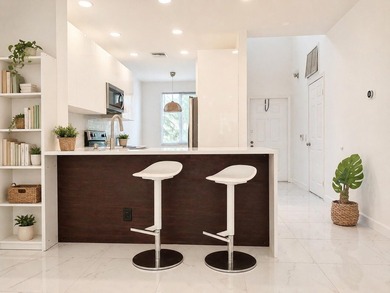 Beach Townhome/Townhouse For Sale in Boca Raton, Florida