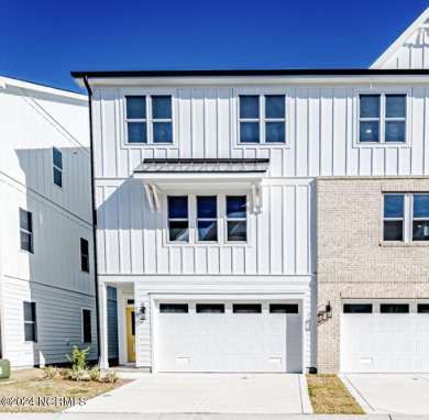 Beach Townhome/Townhouse For Sale in Wilmington, North Carolina