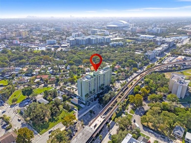 Beach Condo For Sale in Miami, Florida