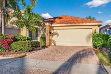 Beach Home For Sale in Fort Myers, Florida
