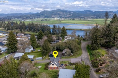 Beach Home For Sale in Nehalem, Oregon