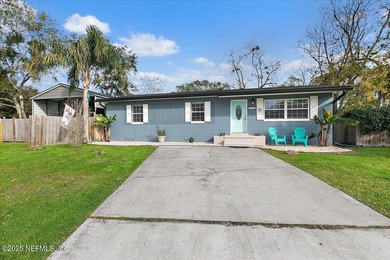 Beach Home Active Under Contract in Atlantic Beach, Florida