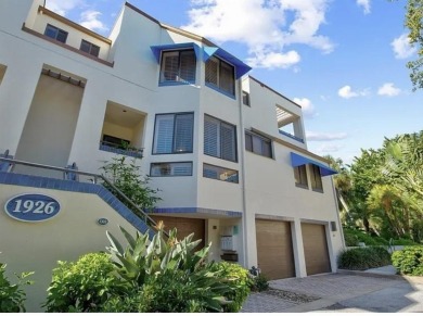 Beach Townhome/Townhouse For Sale in Longboat Key, Florida