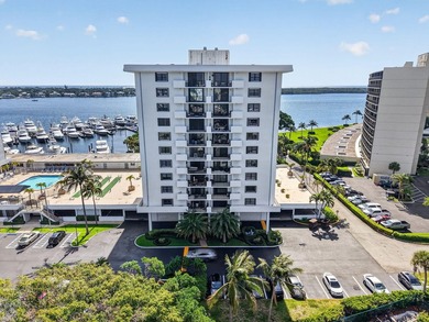 Beach Condo For Sale in North Palm Beach, Florida