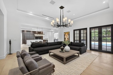 Beach Home For Sale in Palm Beach Gardens, Florida