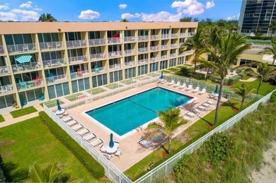 Beach Condo For Sale in Jensen Beach, Florida