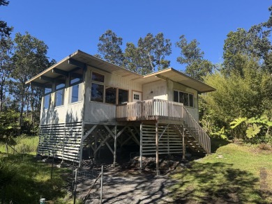 Beach Home Active Under Contract in Volcano, Hawaii