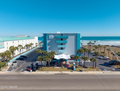 Beach Condo For Sale in Daytona Beach, Florida